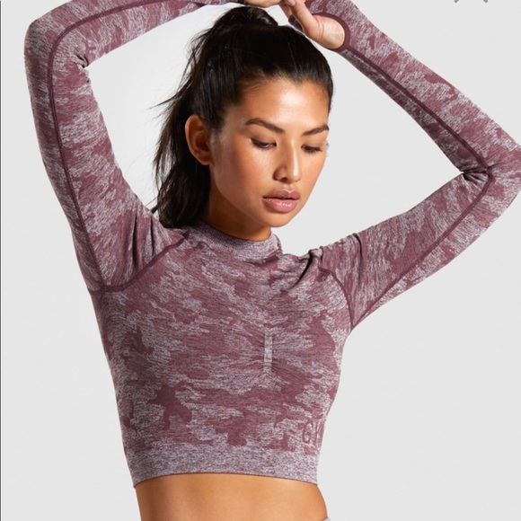 NWT Crop camo gymshark top - Picture 1 of 3